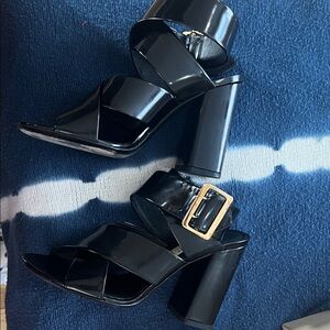 Elegant Black Heeled Sandals